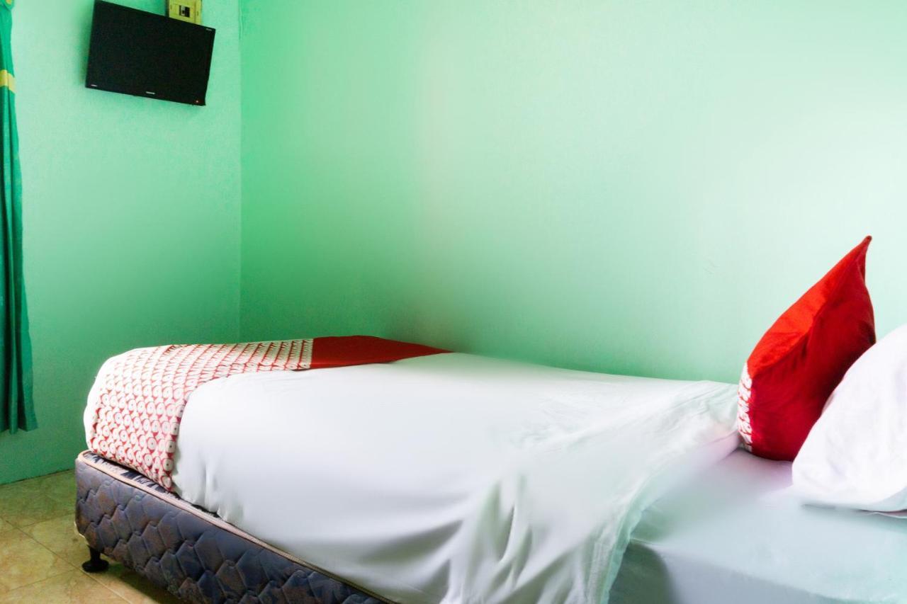 Oyo 3095 Semarapura Homestay Μακασάρ Εξωτερικό φωτογραφία